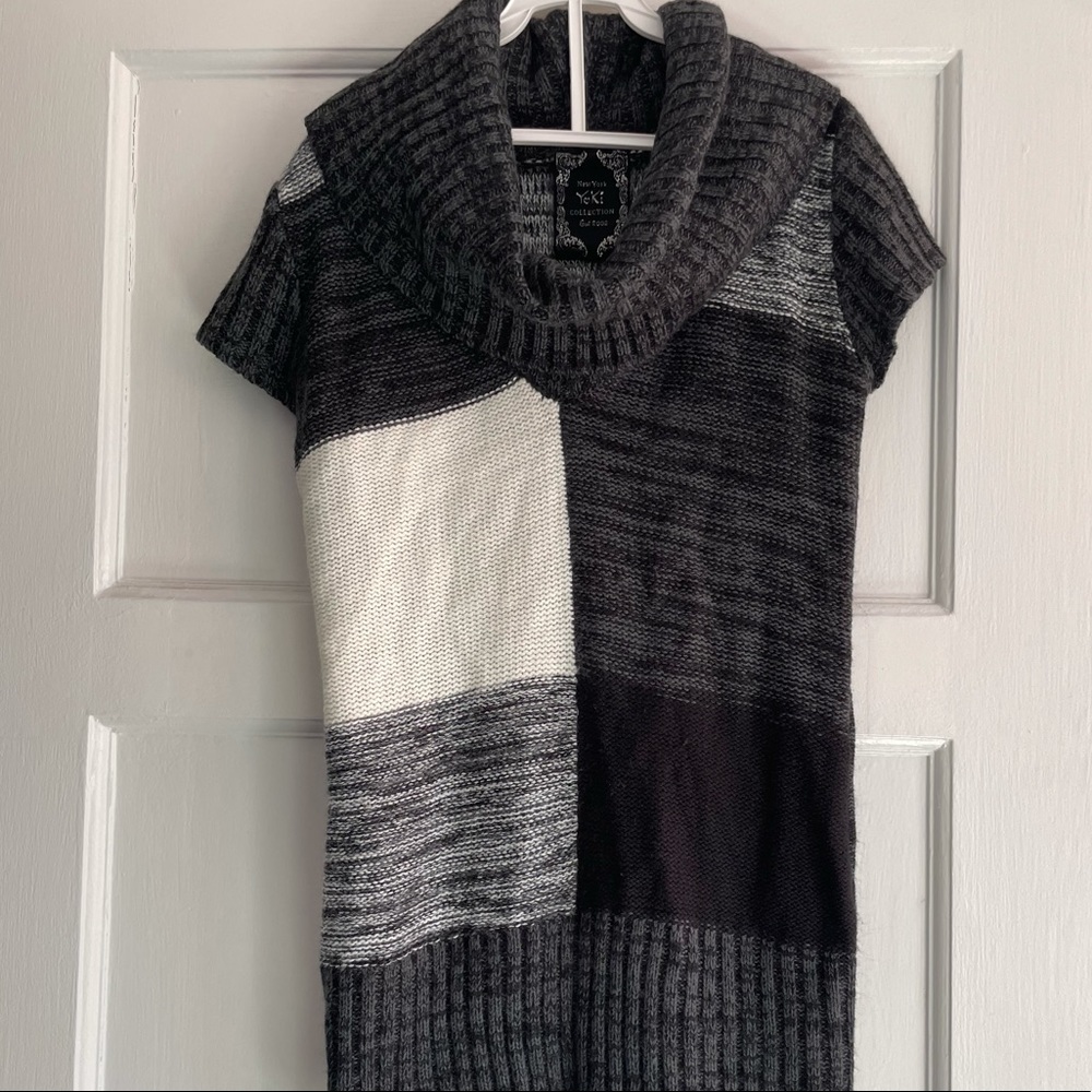 Patterned knit top